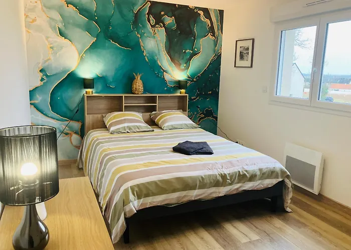 Au Pied Des Batteries * Longues-sur-Mer