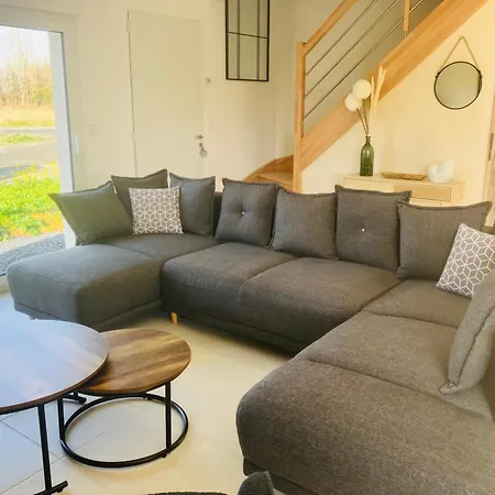 Au Pied Des Batteries Longues-sur-Mer