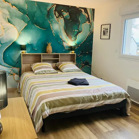 Au Pied Des Batteries * Longues-sur-Mer